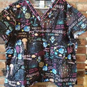 Finding Dory scrub top 2xl